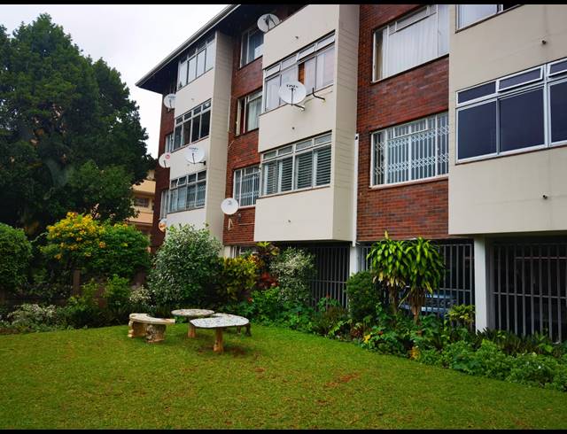 1 BEDROOM APARTMENT FOR SALE IN GLENWOOD